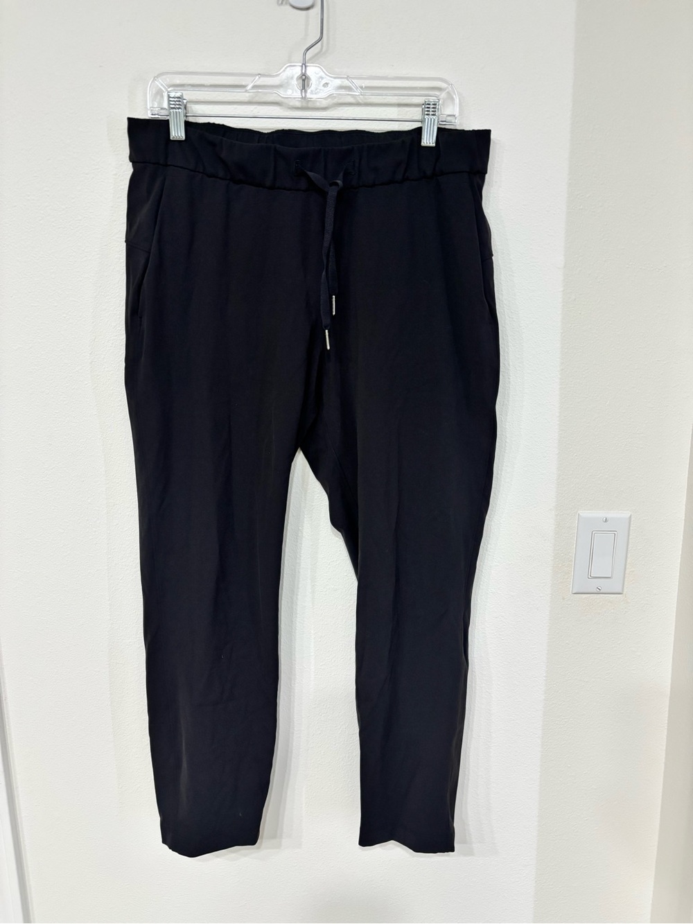 lululemon athletica Women’s Black Drawstring Jogger Pants